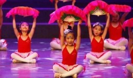 咯咯咯二级舞蹈视频