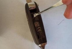 车钥匙安装电池视频,车钥匙电池安装视频教程