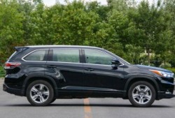 丰田汉兰达视频,驾驭空间与动力的完美融合